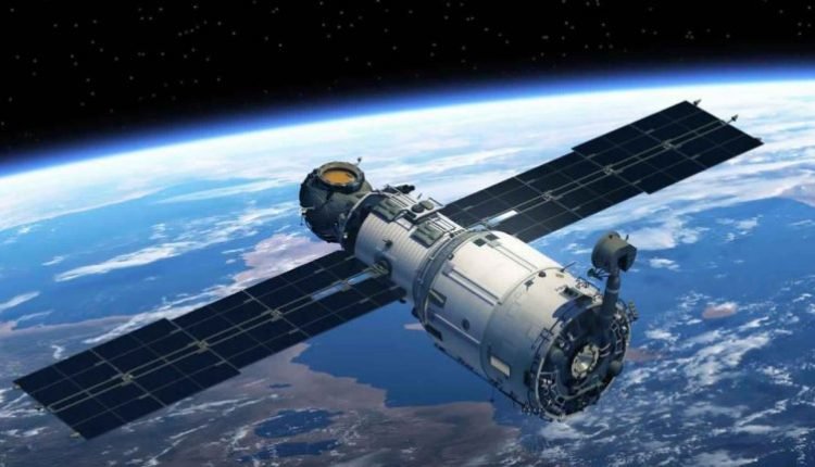 السعودية،الفضاء،اطلاق قمرين،سات،الاتصالات،التكنولوجيا