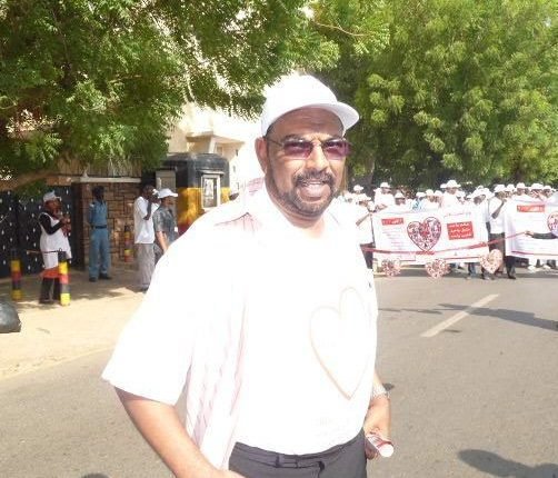 ضابط بالجيش السوداني يكشف تجاوزات شقيق البشير مع الأجانب