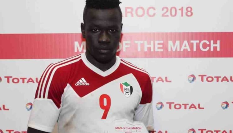 إحالة لاعب المريخ السوداني “سيف تيري” و13 متهمًا آخرين للمحكمة