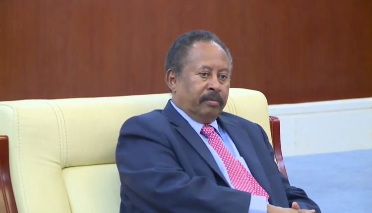 السودان يتلقى منحًا مالية من مؤسسات دولية وحمدوك يحصل على تعهدات من مسؤول الخزانة الأمريكية