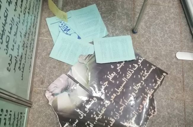 (بالفيديو) متشدد ديني يهاجم جناح لعرض كتب “محمود محمد طه” بمعرض الخرطوم
