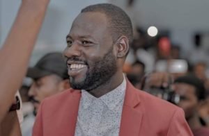 المحكمة تصدر احكام بالسجن والغرامة على ايقونة الثورة "دسيس مان"