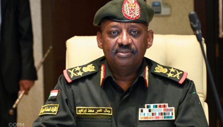 اول تصريح رسمي من مجلس الوزراء السوداني  عن وفاة وزير  الدفاع جمال عمر