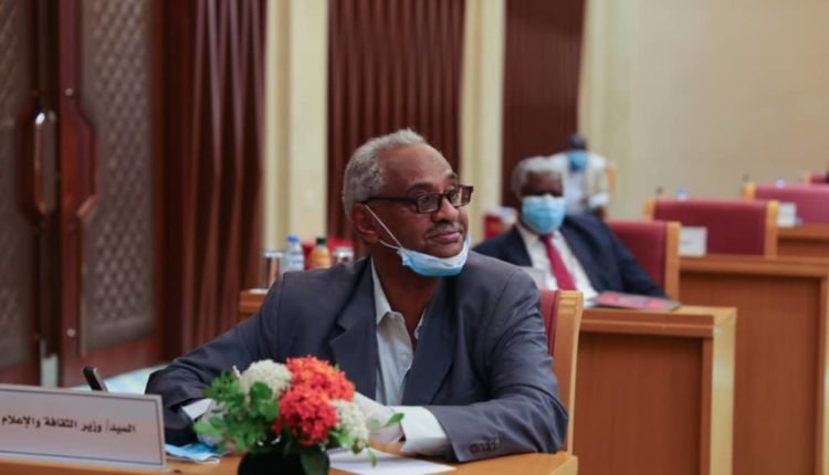 السودان : وزير الإعلام يعلن حالات إصابة جديدة بفيروس كورونا ويكشف  عن توزيع معينات غذائية للمواطنين