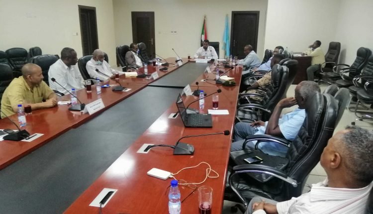 السودان يرفع الحظر والخرطوم تحدد موعد فتح الاسواق وعودة الحياة الطبيعية