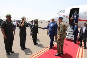عاجل .. البرهان يعود إلى الخرطوم وبيان من مجلس السيادة يكشف تفاصيل المباحثات مع الإمارات وامريكا ورفع السودان من قائمة الإرهاب والتطبيع مع إسرائيل