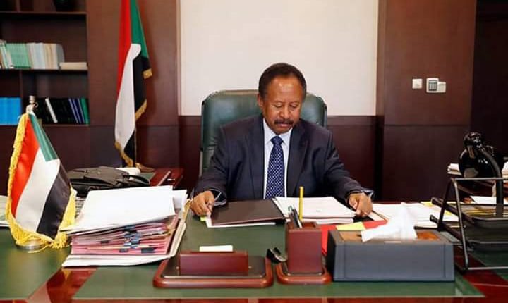 السودان: قرار من حمدوك باقالة مسؤول في وزارة التجارة