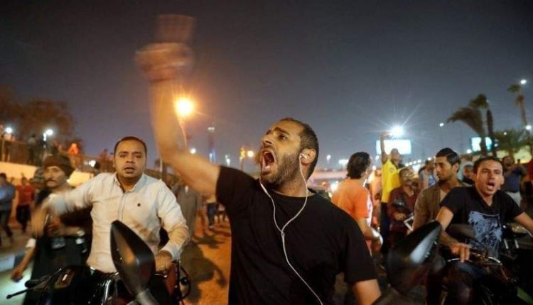 “مظاهرات نادرة في مصر”، والسعودية “ربما تفكر” في الاعتراف بإسرائيل