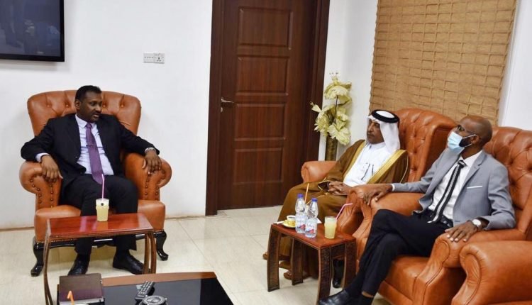السودان: وفد حكومي يبحث مع سفير قطر تأهيل المدارس والتحضير للعام الدراسي  
