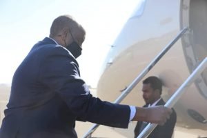 البرهان ينهي زيارته إلى اثيوبيا ويعود إلى السودان (بالصور)