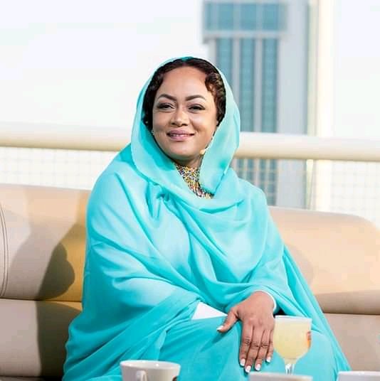 قناة سودانية 24 تفصل مذيعة شهيرة بعد سنوات من العمل وهذا ما قالته في اول تعليق على القرار وخطوتها لمناهضته