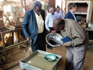 السودان: ضبط مصنع لمعالجة مخلفات تعدين الذهب داخل سوق شهير  بالعاصمة