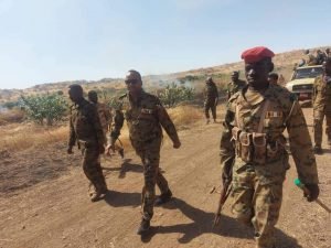 بالصور.. الجيش السوداني في المناطق المحررة من المليشيات الاثيوبية ورئيس الأركان يتوعد بردع أعداء السودان