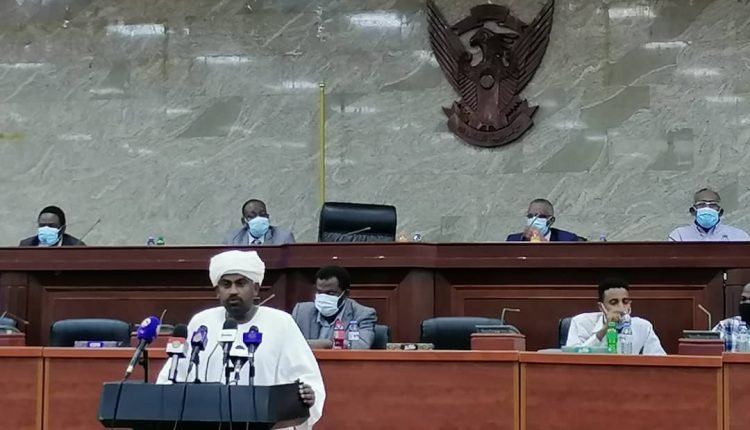 محمد الفكي: لجنة إزالة التمكين سياسة تعمل بأدوات قانونية “ولا نخجل من ذلك“