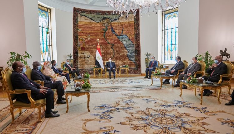 توافق بين السيسي وحمدوك حول ازمة سد النهضة ومصر تعلن موقفاً جديداً بشأن اثيوبيا