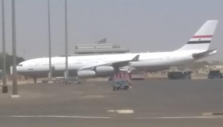 عاجل ..السودان : وصول طائرة الرئيس المصري عبد الفتاح السيسي إلى مطار الخرطوم