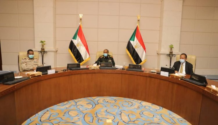 اجتماع مشترك لمجلسي السيادة والوزراء يكشف مصير لجنة ازالة التمكين بعد اجازة قانون مفوضية مكافحة الفساد