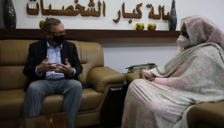 عاجل .. وصول مبعوث امريكي من الرئيس بايدن للسودان
