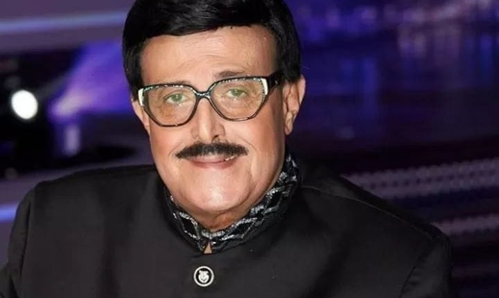 وفاة نجم الكوميديا المصرية سمير غانم وغياب زوجته الممثلة دلال عبد العزيز عن تشييعه