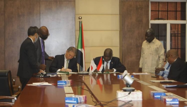 السودان : عاجل.. المالية توقع على منحة جديدة من اليابان بمبلغ (2.72) مليون دولار لمساعدات غذائية