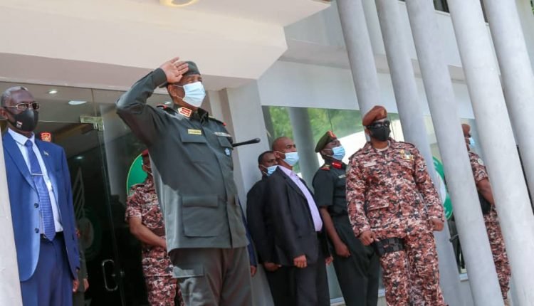 تصريحات لرئيس مجلس السيادة عن الترتيبات الأمنية وعلاقة حركات الكفاح المسلّح بالجيش