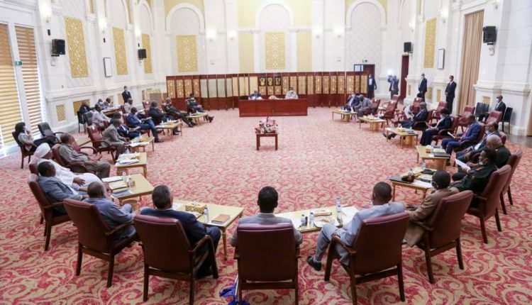 عاجل .. قرارات في اجتماع برئاسة حميدتي بتغيير  مسارات باتفاق السلام واعتماد مسمى قوة حفظ الأمن في دارفور