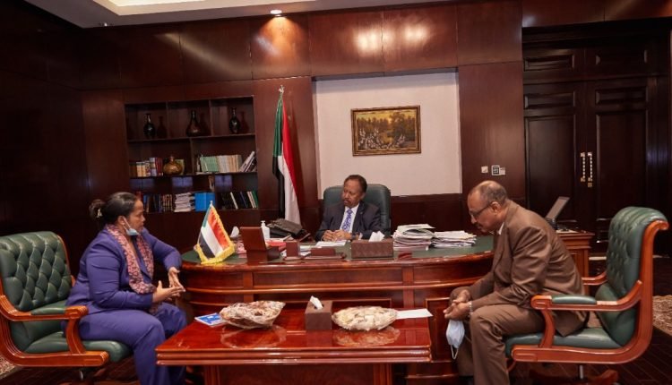 مستشارة رئيس الوزراء لشؤون النوع الاجتماعي تعلن في لقاء مع حمدوك أولويات عملهاوتدفع بمطالبة بشأن حقوق النساء والرجال