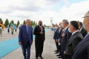 بالصور.. البرهان يصل تركيا ويعقد اجتماعاً مغلقاً مع أردوغان بالصور.. البرهان يصل تركيا ويعقد اجتماعاً مغلقاً مع أردوغان