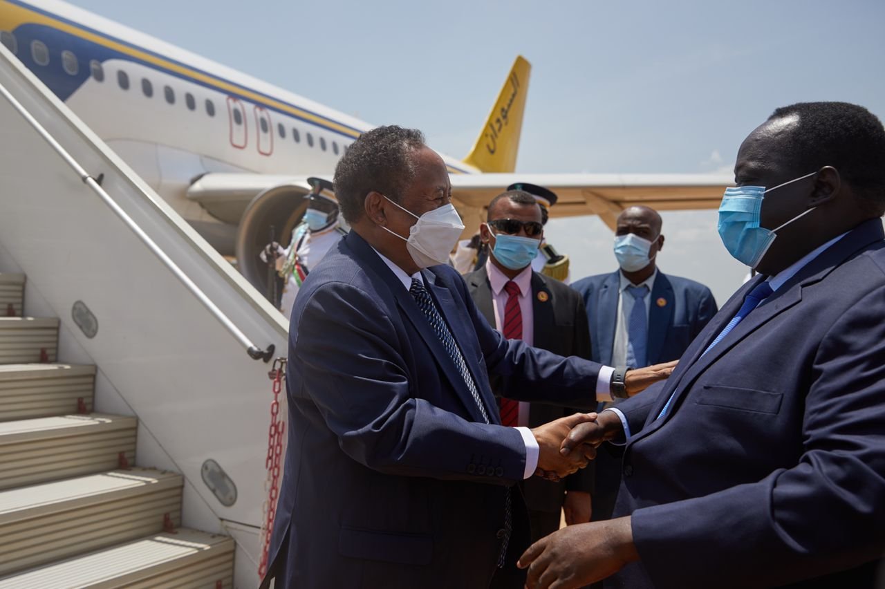 حمدوك يصل جوبا وسلفاكير يوجه دعوة ونداء للمواطنين الجنوبيين في السودان وثلاث دول مجاورة حمدوك يصل جوبا وسلفاكير يوجه دعوة ونداء للمواطنين الجنوبيين في السودان وثلاث دول مجاورة