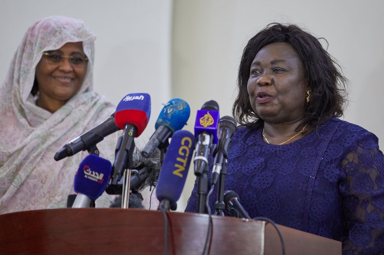 حمدوك يصل جوبا وسلفاكير يوجه دعوة ونداء للمواطنين الجنوبيين في السودان وثلاث دول مجاورة