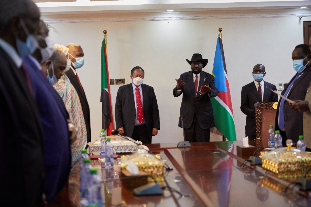 كشف تفاصيل دقيقة عن زيارة حمدوك إلى جوبا واتفاقيات على 10قضايا مع رئيس جنوب السودان (سلفاكير)