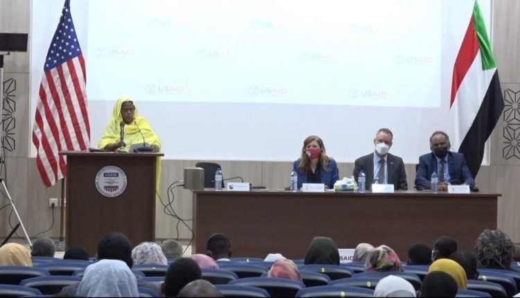 واشنطن ترسل طائرة مساعدات طبية عاجلة إلى الخرطوم وتعلن دعمًا ماديًا للانتخابات و (ثمرات)