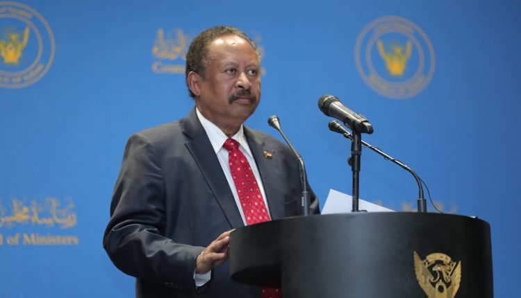 عاجل.. “رويترز”: رئيس الوزراء السوداني يعتزم الاستقالة من منصبه خلال ساعات