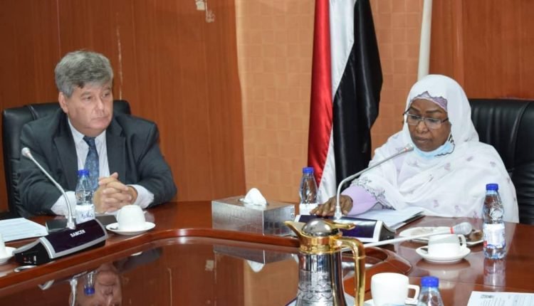 السودان يطلب دعما امريكيًا لمكافحة الارهاب وغسيل الاموال