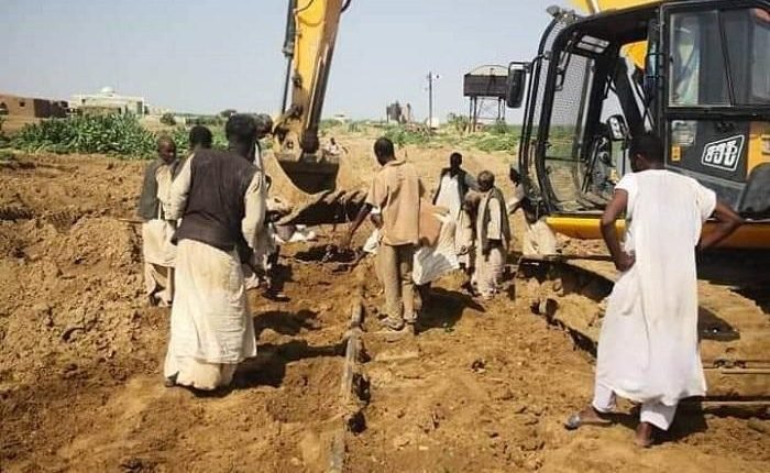 بلاغات جنائية في مواجهة الناظر ترك بتهمة تقويض النظام