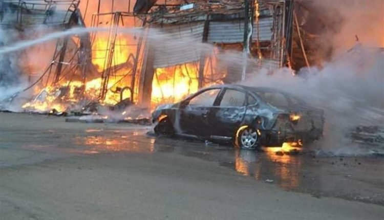 حريق ضخم في محلات لزينة السيارات بالخرطوم