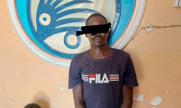 الشرطة تكشف غموض مقتل أستاذ جامعي وإلقاء جثته بالشارع العام