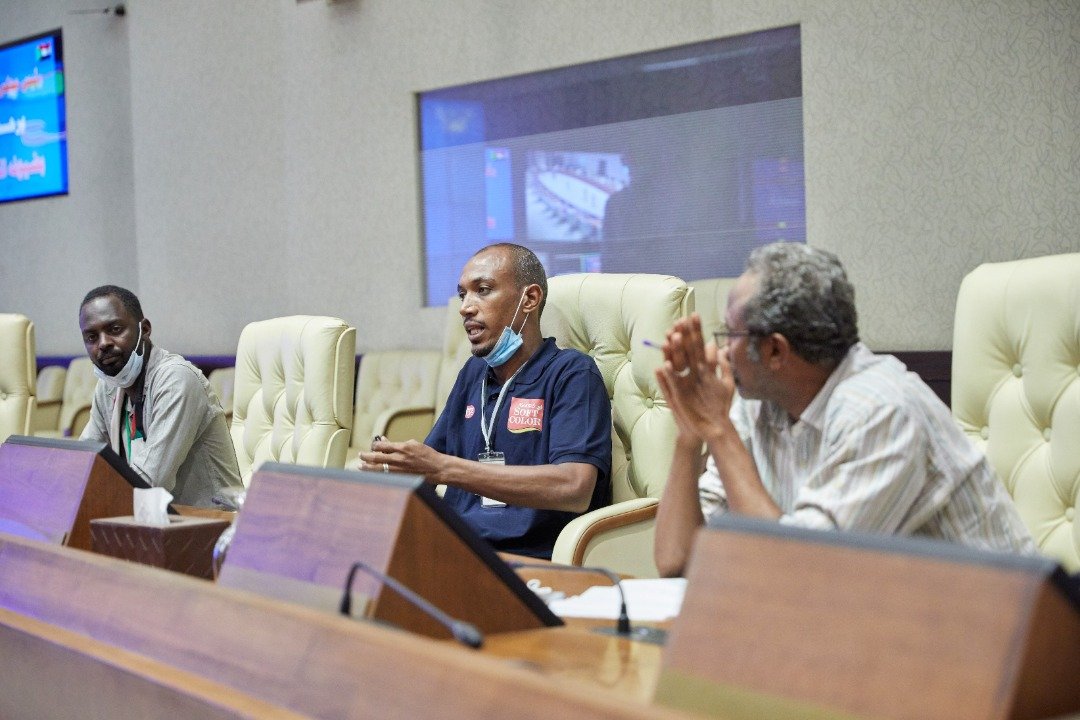 بعد اعتصامهم جوار مجلس الوزراء لأيام.. حمدوك يوجه بحل لجنة معالجة مصابي الثورة وتكوين لجنة جديدة ويعتزم انشاء مفوضية ويعترف بخلل كبير