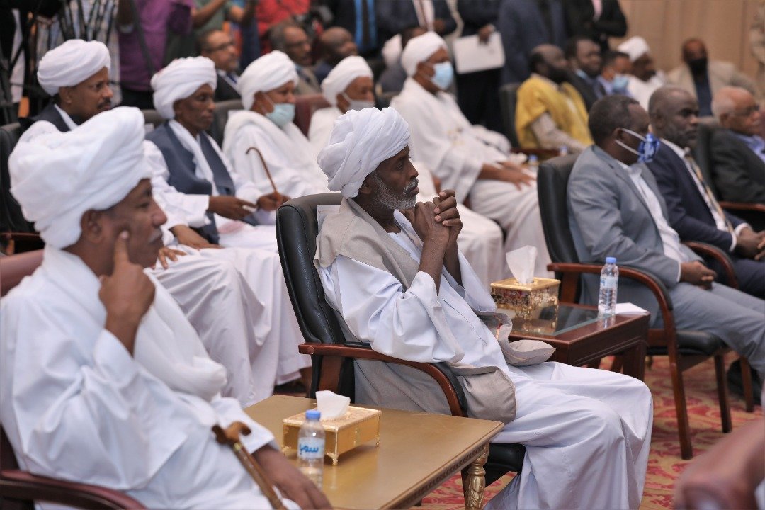 السودان : التفاصيل الكاملة للتوقيع على الاتفاق السياسي بين البرهان وحمدوك (صور)