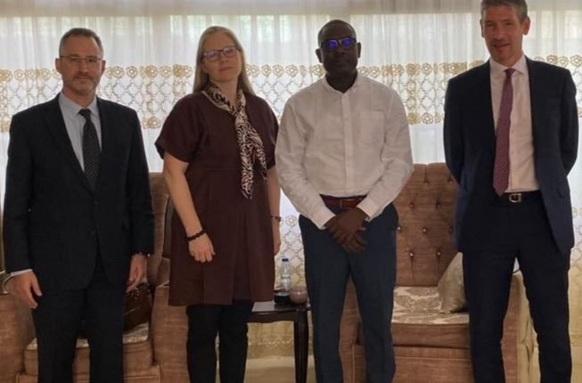 سفراء الترويكا بالخرطوم يلتقون التعايشي ووزير الاتصالات و يدعون للإفراج الفوري عن المعتقلين”صور”