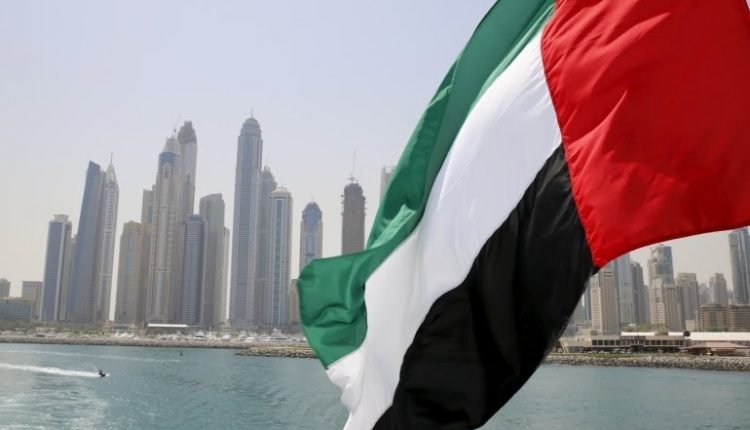 الإمارات تعدل عطلة نهاية الاسبوع الى السبت والأحد والعمل الجمعة بنصف دوام