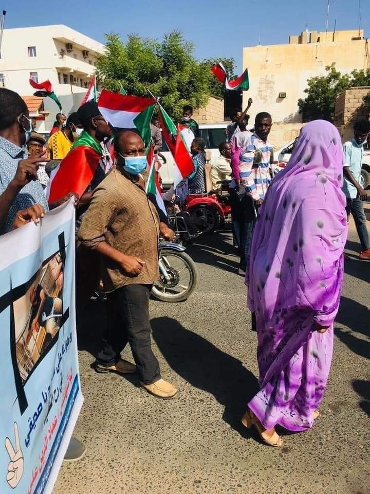 السودان: ذوي الإعاقة في اليوم العالمي يخرجون في موكب بالخرطوم رفضا لاتفاق البرهان وحمدوك .. بالصور