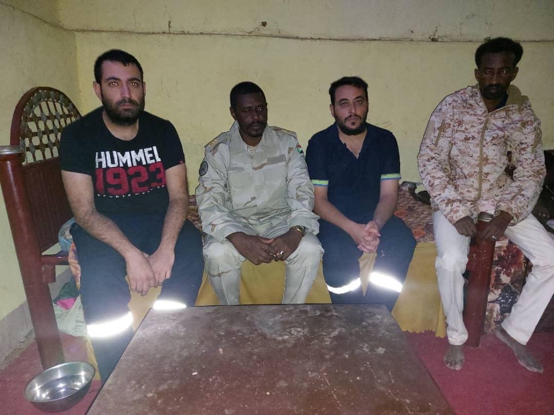 استخبارات الدعم السريع تحرر أتراك خطفوا بدارفور والقبض على أحد الخاطفين