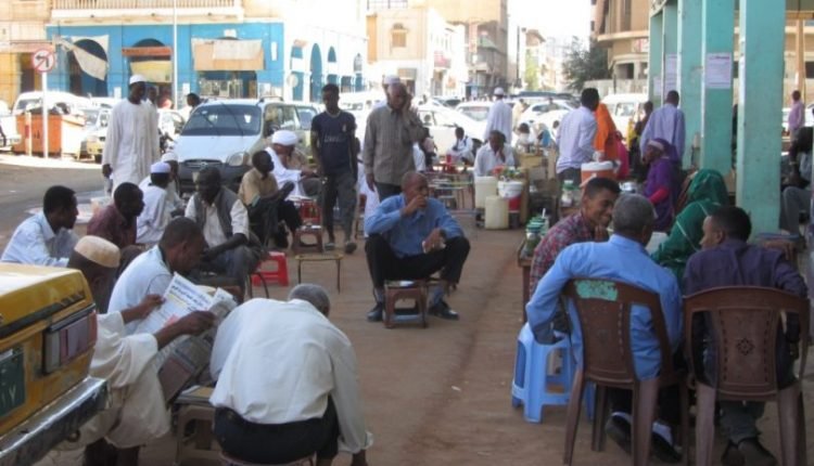 معلومات صادمة عن أوضاع أساتذة الجامعات السودانية وإخلاء عدد منهم لسكنهم بسبب الإيجار ووقوع حالات طلاق