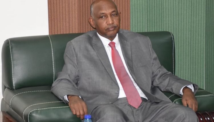 النائب العام يشكل لجنة تحقيق في الأحداث والانتهاكات خلال المواكب منذ 25 أكتوبر ويمنحها سلطات قضائية واسعة