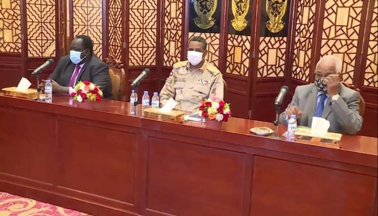 اجتماع برئاسة حميدتي وحضور توت قلواك بالقصر الجمهوري يتوصل إلى تفاهمات مهمة في مسار اتفاق شرق السودان