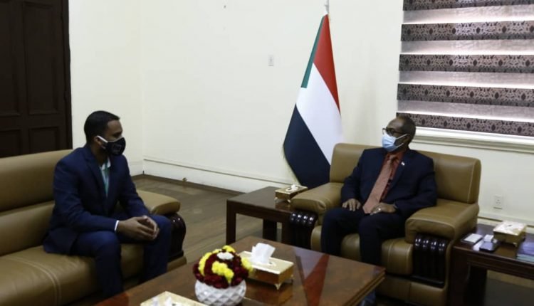 (السيادي) يصدر توجيهات لوزارة الصحة بشأن مراكز العزل وتخفيف الضغط على الخرطوم