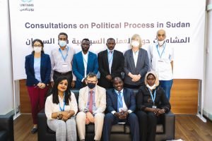 رئيس يونيتامس يلتقي 6 جهات بينها الحزب الاتحادي الموحد وصحفيين وكتاب وأسر شهداء