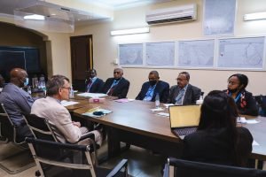 رئيس يونيتامس يلتقي 6 جهات بينها الحزب الاتحادي الموحد وصحفيين وكتاب وأسر شهداء