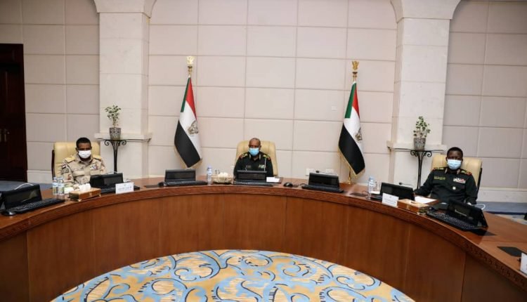مطالبات عاجلة من مجلس السيادة برئاسة البرهان بشأن مرتكبي حالات قتل المتظاهرين والأزمة في السودان وتشكيل حكومة تكنوقراط